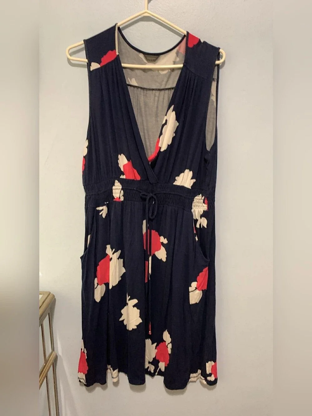 Denver Hayes Navy Sleeveless Wrap Dress with Red & Cream Floral - Picture 2 of 6